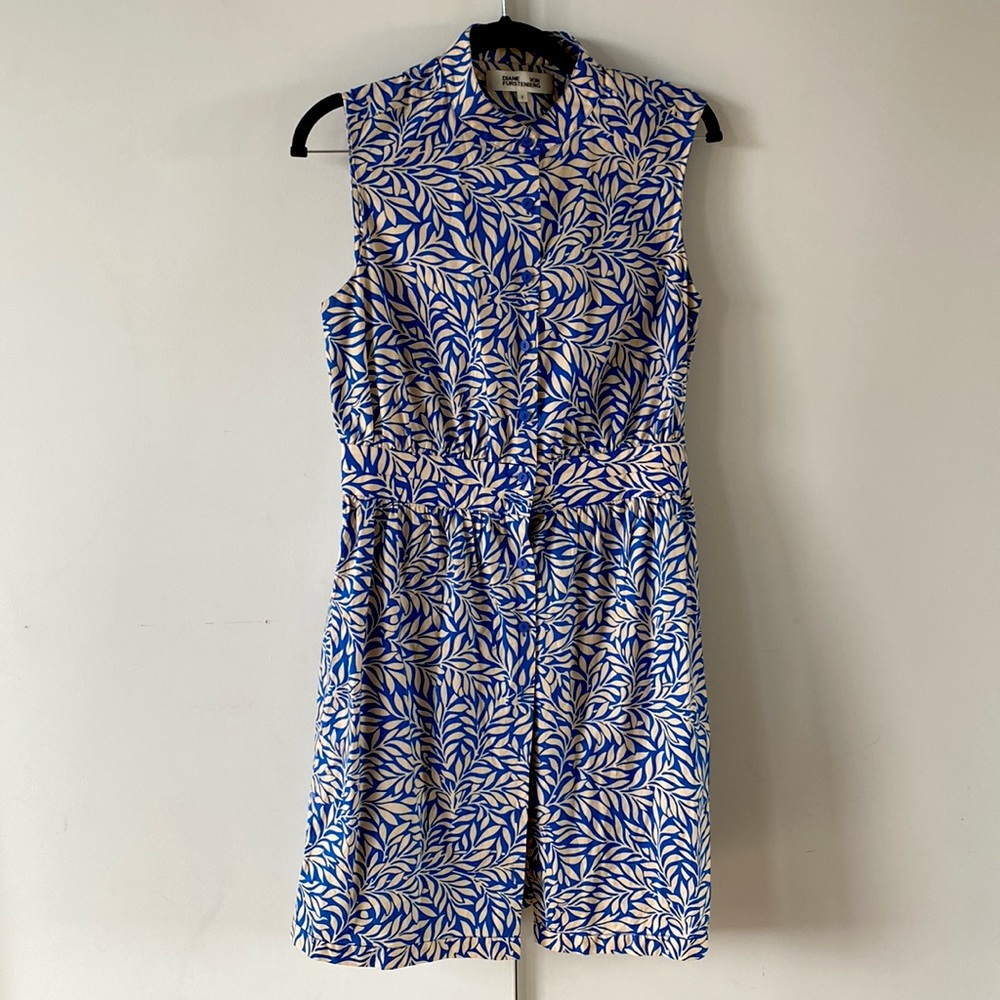Diane Von Furstenberg Blue Leaf Print Shirtdress - Size 8, Never Worn!